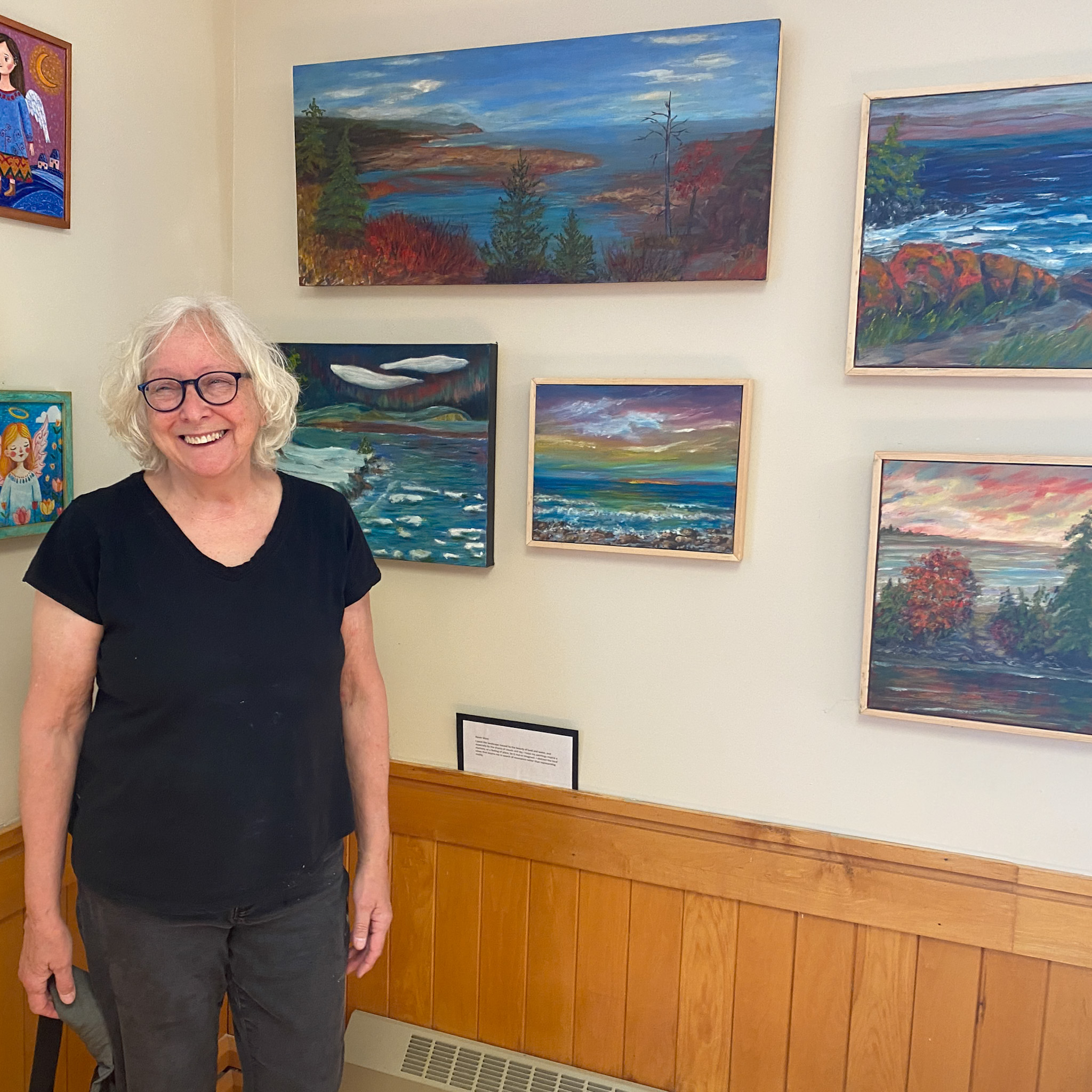 artist with her display